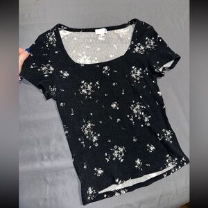 Juniors Black Floral Blouse Shirt Top Size Medium